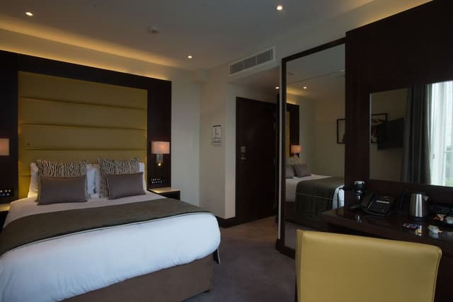 Junior Double Room