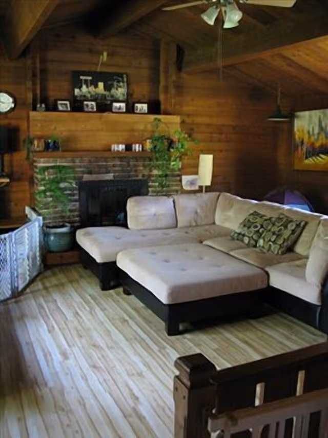 House, 3 Bedrooms, Kitchen, River View (River House)