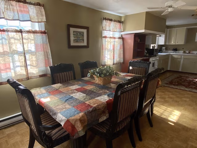 Sarah Danner Townhome with Washer/Dryer