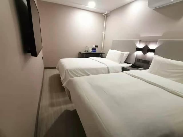 Huazhu - Twin Room A