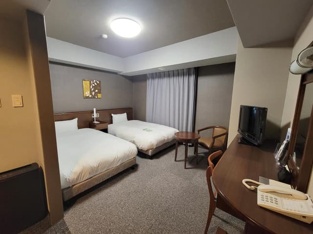 Twin Room - Non-Smoking