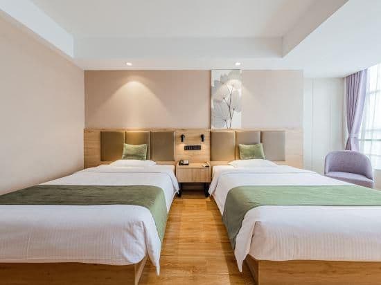 Twin Deluxe Room