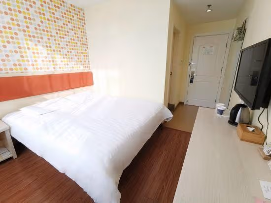 Business Queen Room