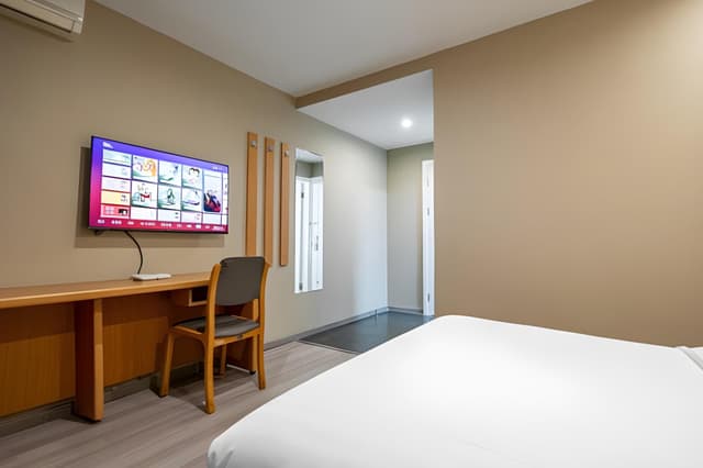 HOM - 1 Bed Room