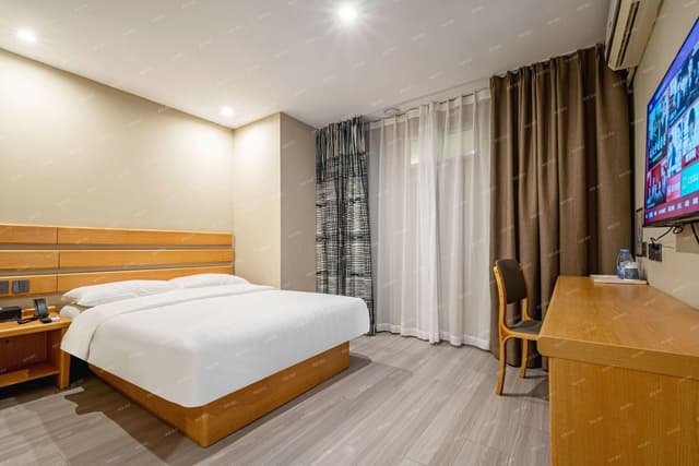 HOM - 1 Bed Room