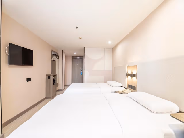 Huazhu - Twin Room