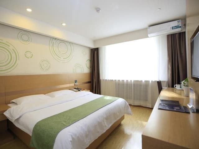 GTI - Guest Room, Chess