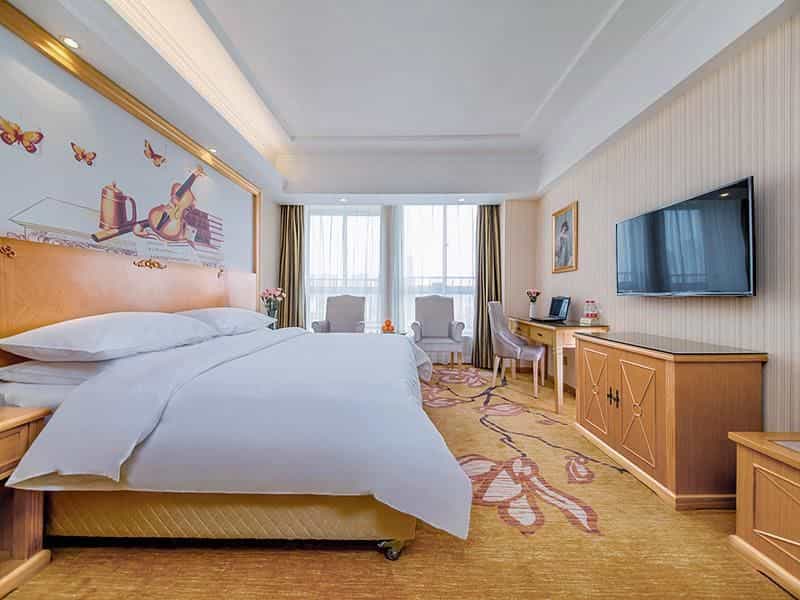 Vienna Hotel Wuhan Huazhong Normal University Huquan Metro Station Vienna Hotel Wuhan Huazhong Normal University Huquan Metro Station