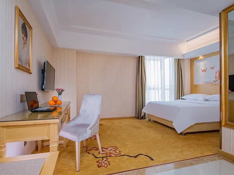 Vienna Hotel Wuhan Huazhong Normal University Huquan Metro Station Vienna Hotel Wuhan Huazhong Normal University Huquan Metro Station