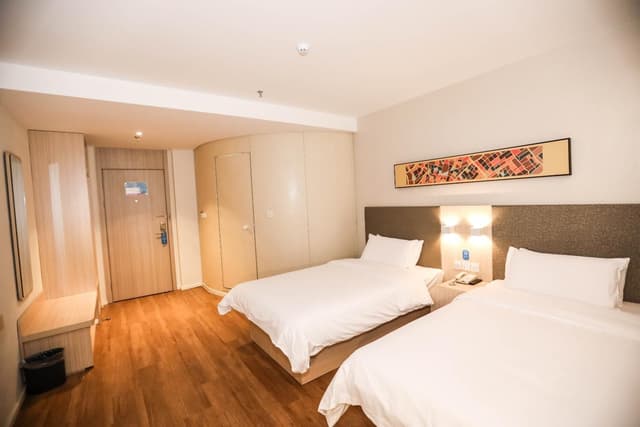 Huazhu - Twin Room