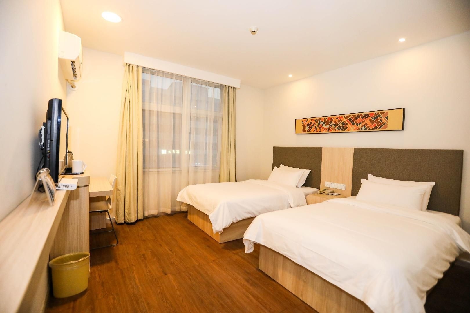 ฮั่นถิง โฮเทล จี่หนาน เหยาเฉียง อินเตอร์เนชั่นแนล แอร์พอร์ต (Hanting Hotel Jinan Yaoqiang International Airport)1