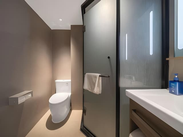 Huazhu - Superior BedRoom