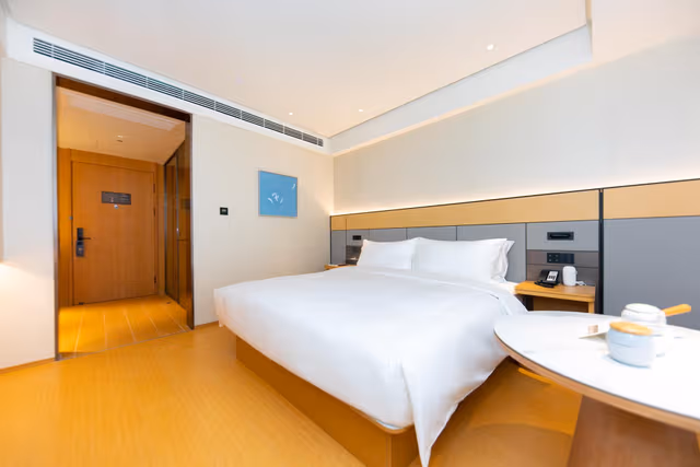 Huazhu - Superior BedRoom