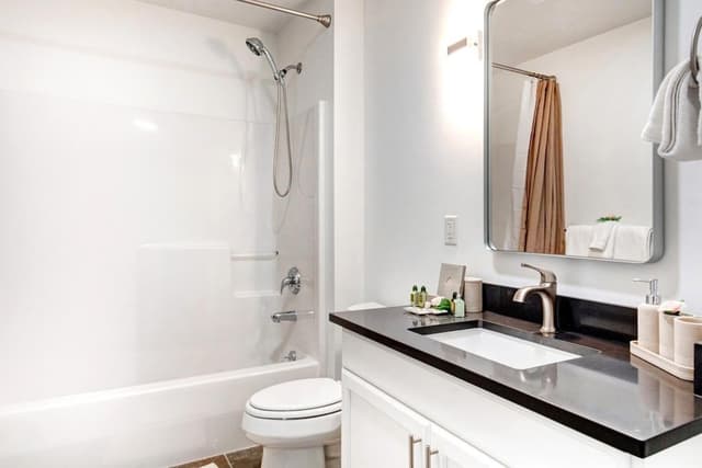 Condo, 2 Bedrooms (MAS-2062)