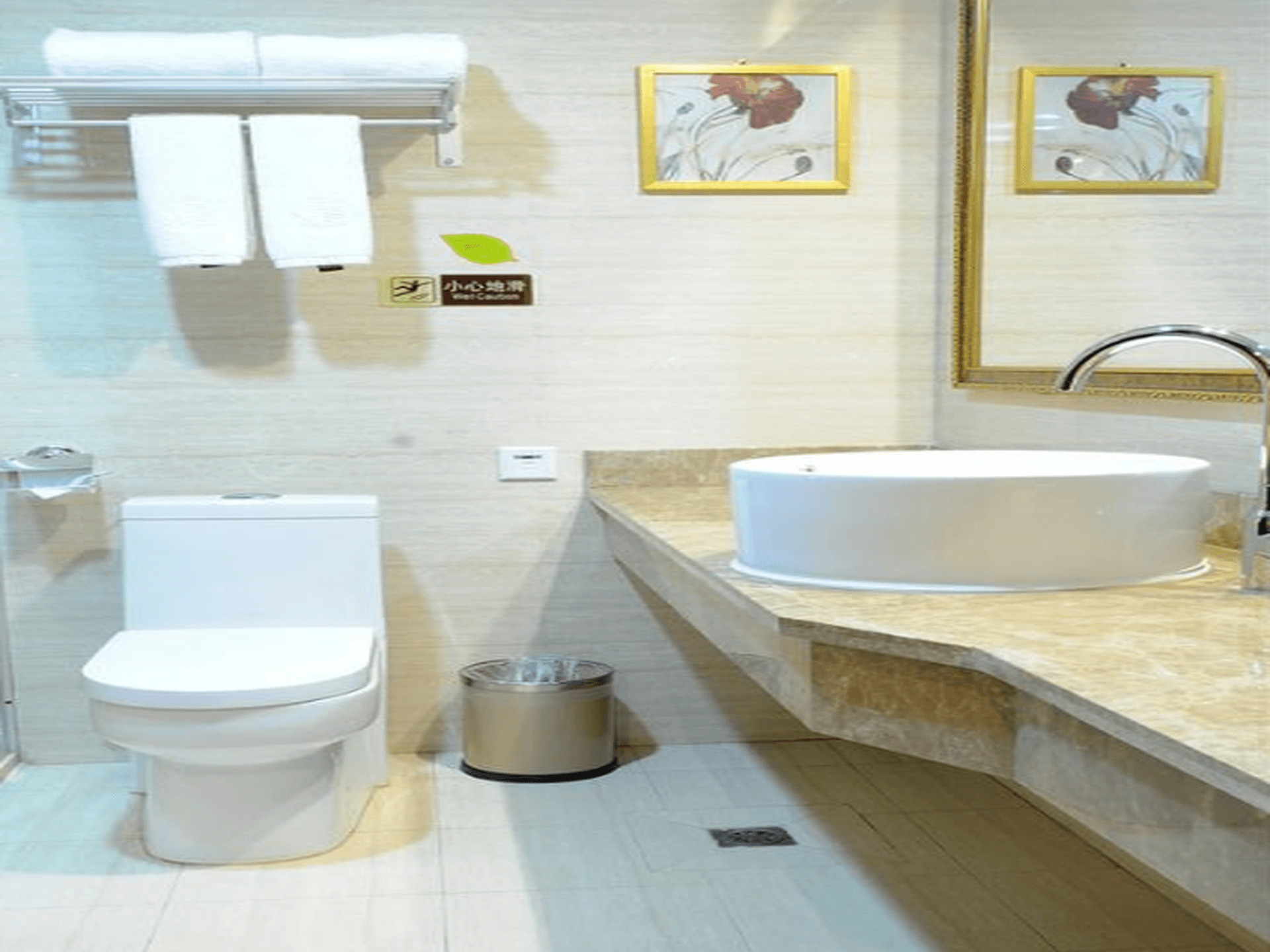 Vienna Hotel Yongzhou Yuanzhi New Bund1
