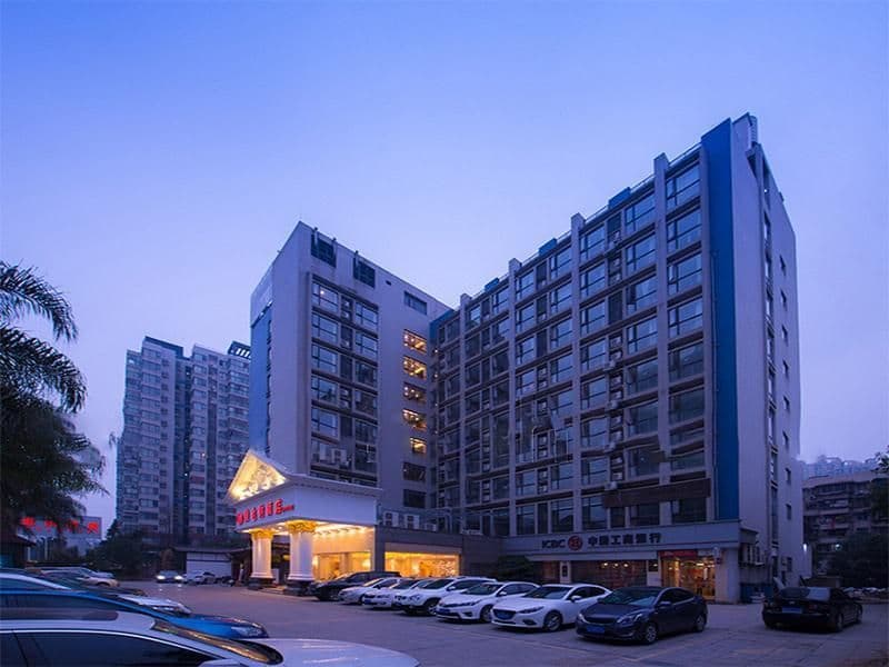 Vienna Hotel Chengdu Chunxi Road Lijiatuo Metro Station Vienna Hotel Chengdu Chunxi Road Lijiatuo Metro Station