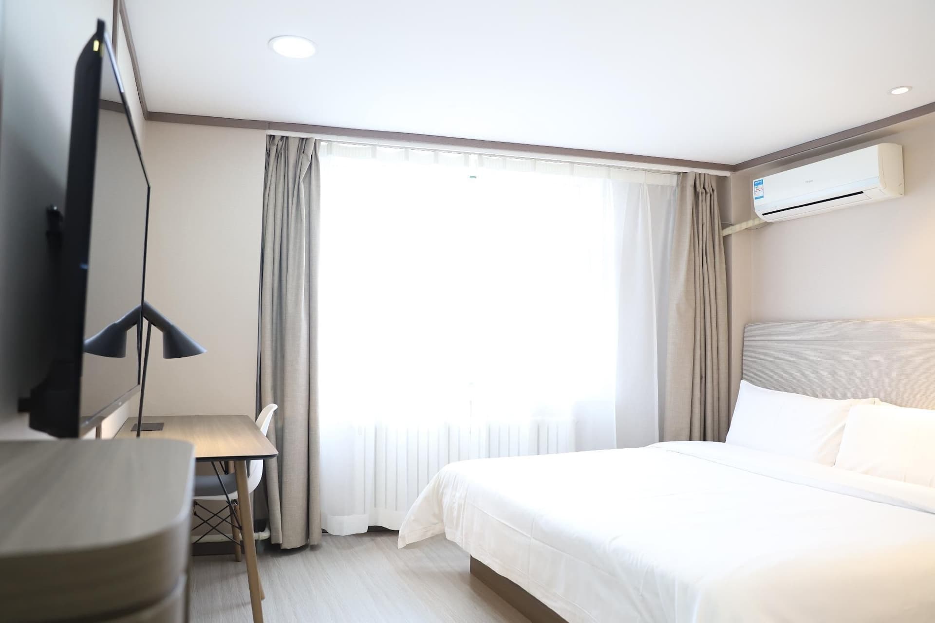 Hanting Hotel Changchun People's Square Jida Second Courtyard Hanting Hotel Changchun People's Square Jida Second Courtyard