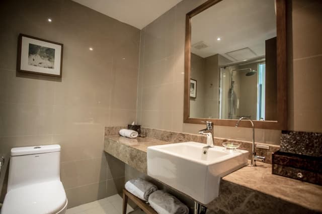 Yitel Deluxe Queen Room