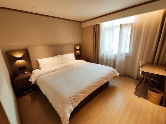 Superior Queen Room
