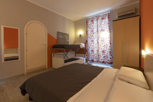 Comfort Triple Room, 1 Bedroom, Private Bathroom, Courtyard Area