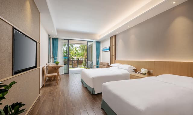 Deluxe Garden Triple Room