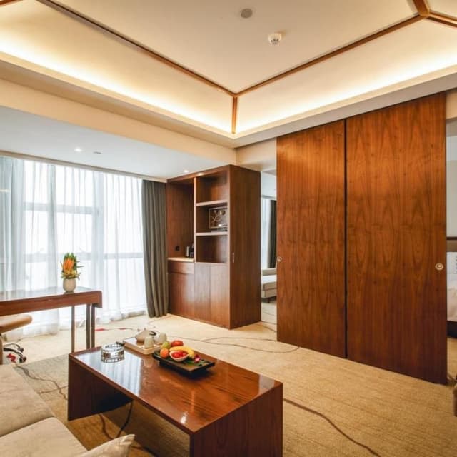 Executive Suite
