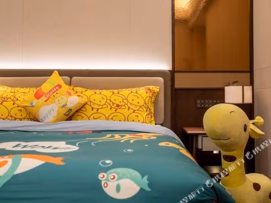 Parent-Child Room