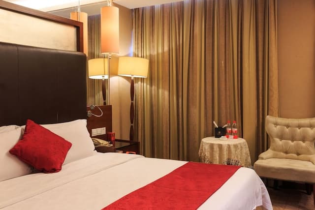 Economy Room