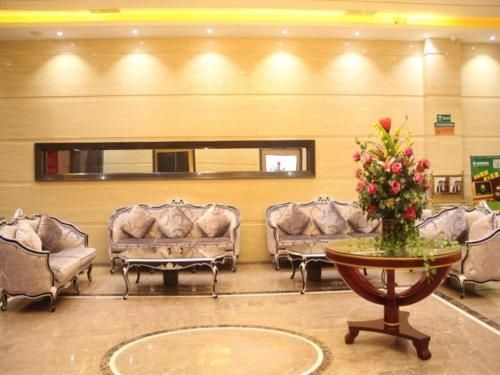 GreenTree Inn Guangzhou Panyu Chimelong Happy World Business Hotel4