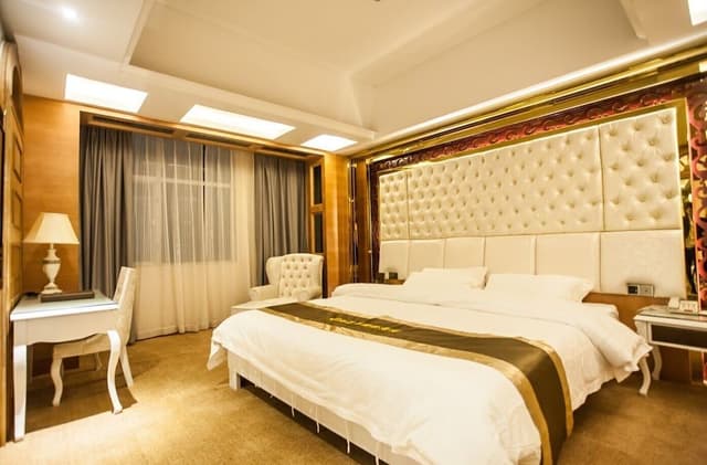 Executive Room