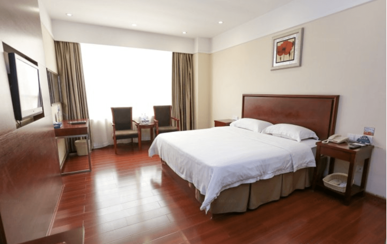 กรีนทรี อินน์ หยางโจว เซาท์ หยุนเหอโร้ด หยางโจวบริดจ์ เอ็กซ์เพรส โฮเต็ล (GreenTree Inn Yangzhou South Yunhe Road Yangzhou Bridge Express Hotel)0