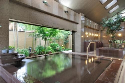 โรงแรมยูซาวะ แกรนด์ (Yuzawa Grand Hotel)1