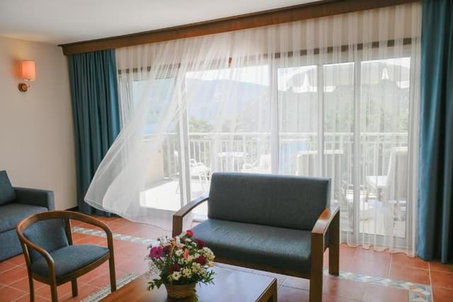 Suite with Sea View