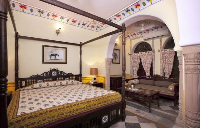 Royal Chamber