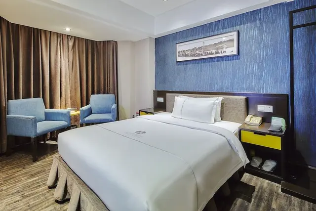 Standard Room, 1 Queen Bed