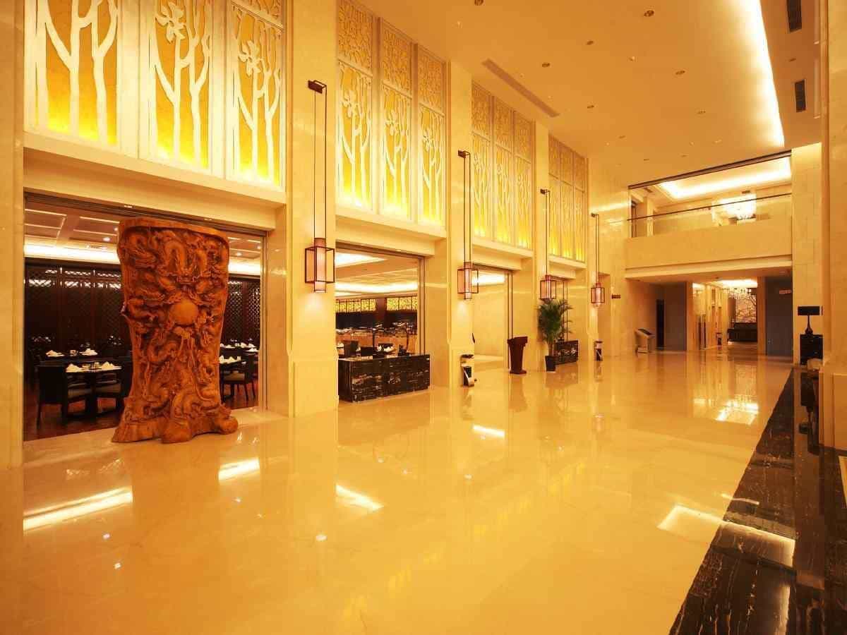 โรงแรมไหหยาง เชงหลง เจียนกวง