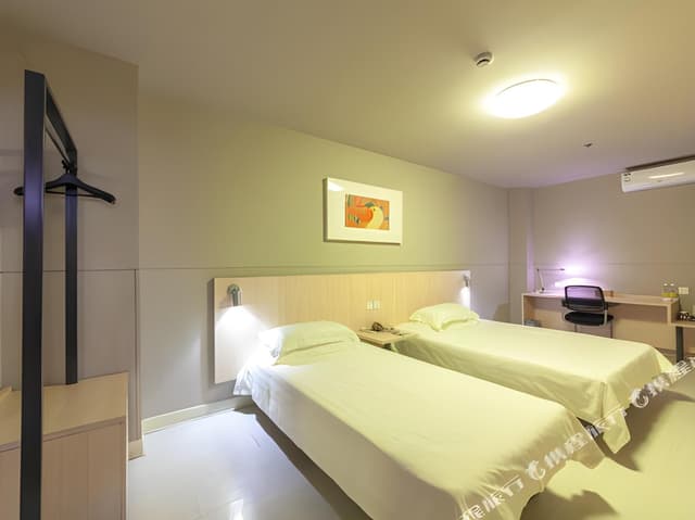 Twin Bed Standard Room