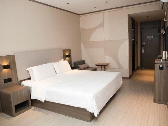 Superior Queen Room