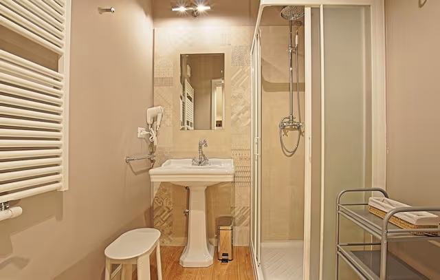 Classic Double Room