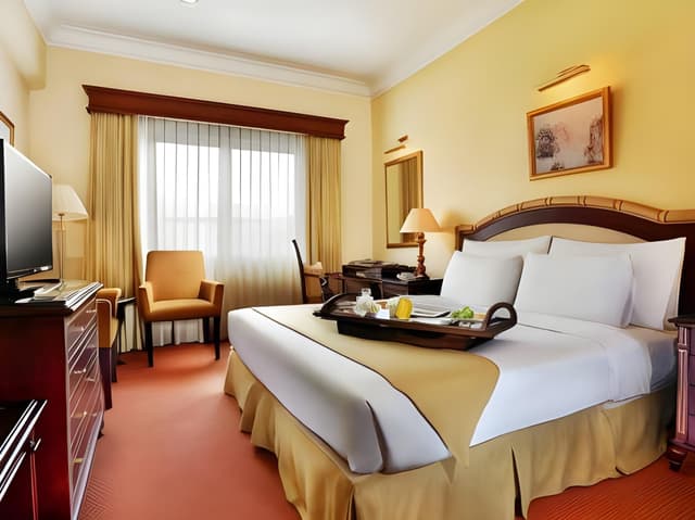 Deluxe King Bed