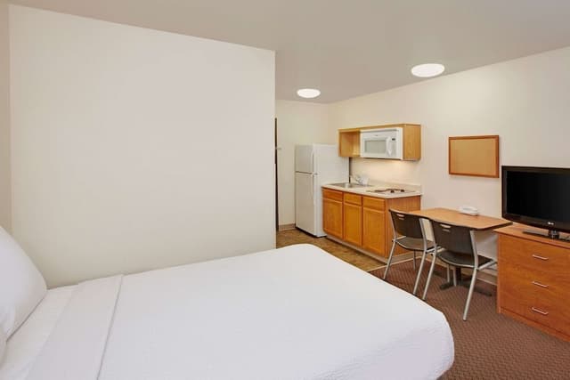 Standard Room, 1 Double Bed, Accessible, Non Smoking
