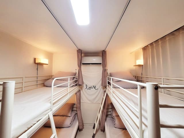 Comfort Shared Dormitory, Women only (non-Korean nationals only)