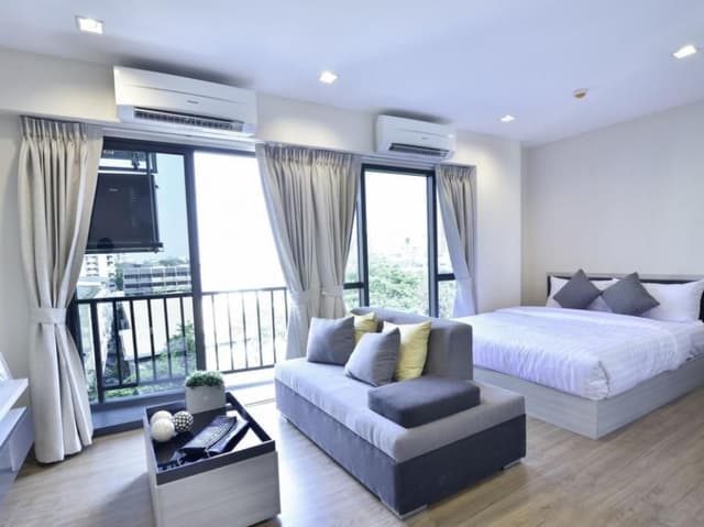 Grand One Bedroom Double Suite