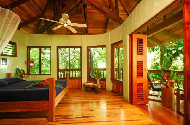 Mango Guest House