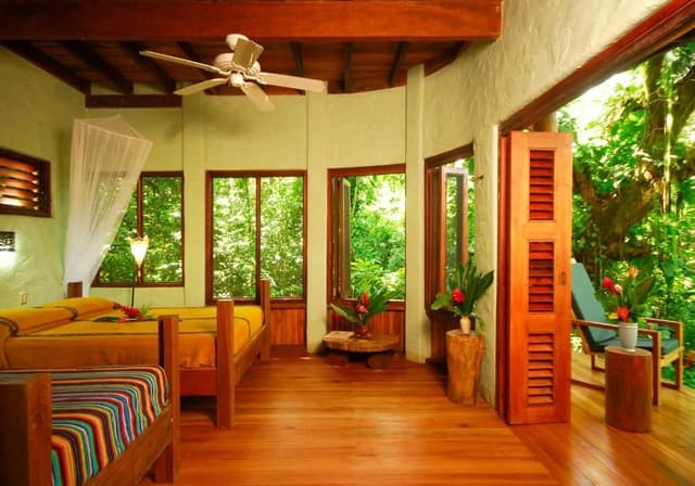 Mango Guest House