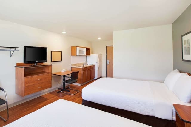 Standard Room, 2 Double Beds, Non Smoking