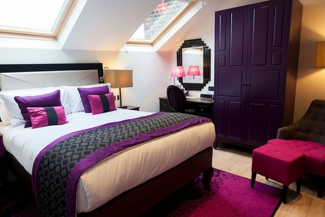 Premium Room, 1 Queen Bed
