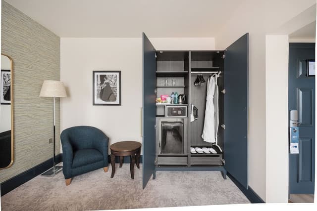 Premium Room, 1 Queen Bed