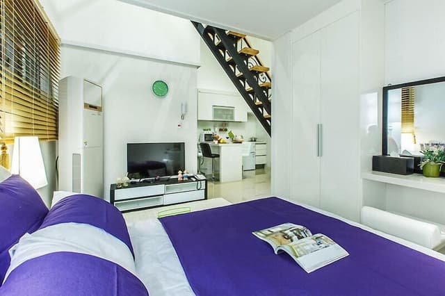 Duplex, Multiple Beds (Violet, 2F)