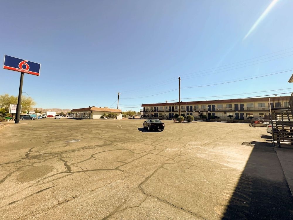 Henderson Motel0